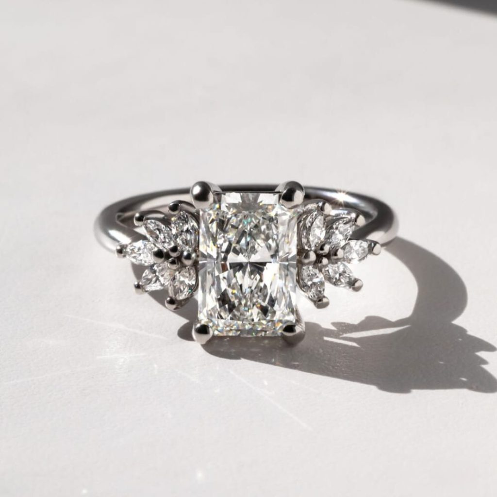 1 Carat Radiant Cut Diamond Ring: Modern Classic