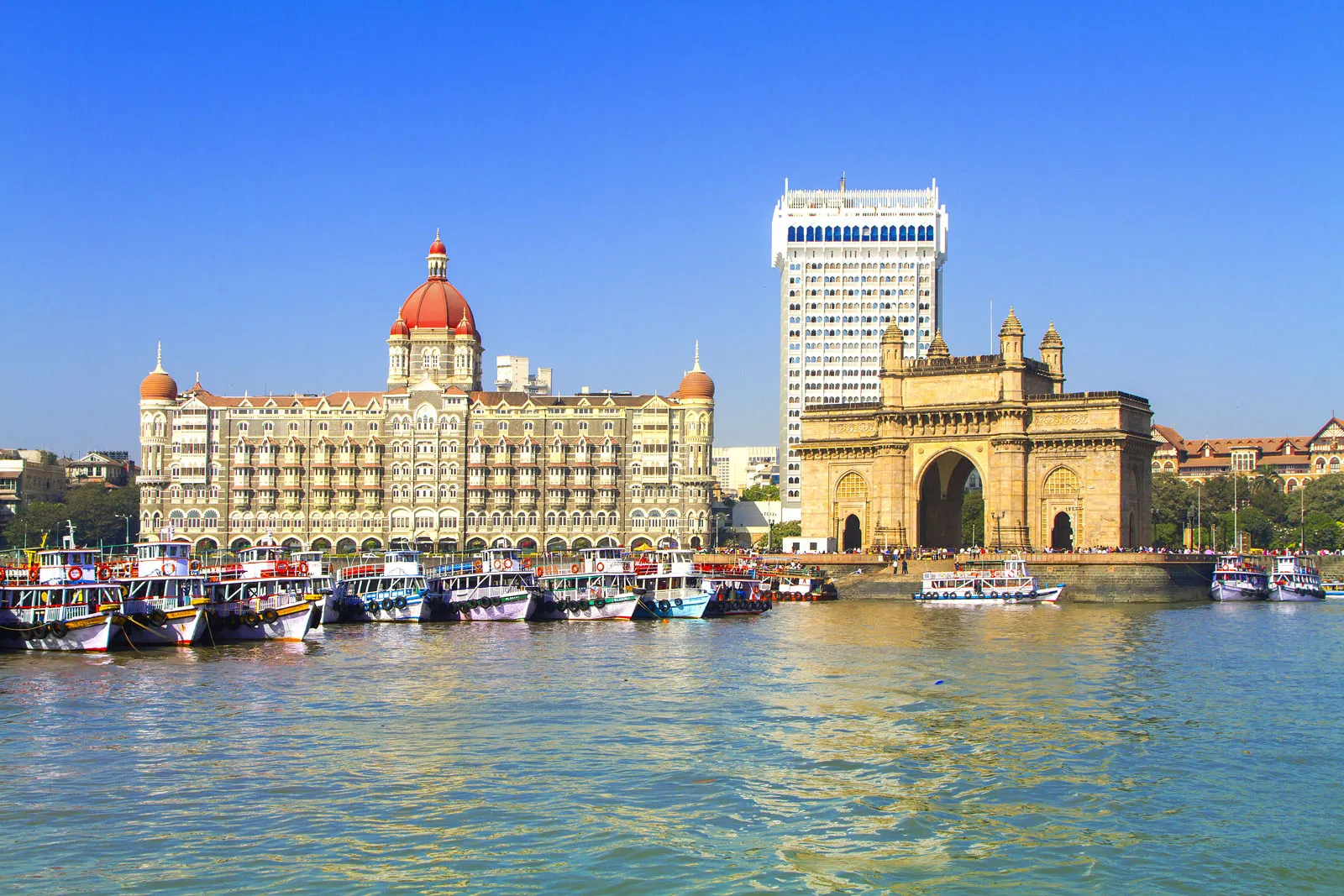 Exploring Big Mumbai: The Heartbeat of India's Economic and Cultural Landscape